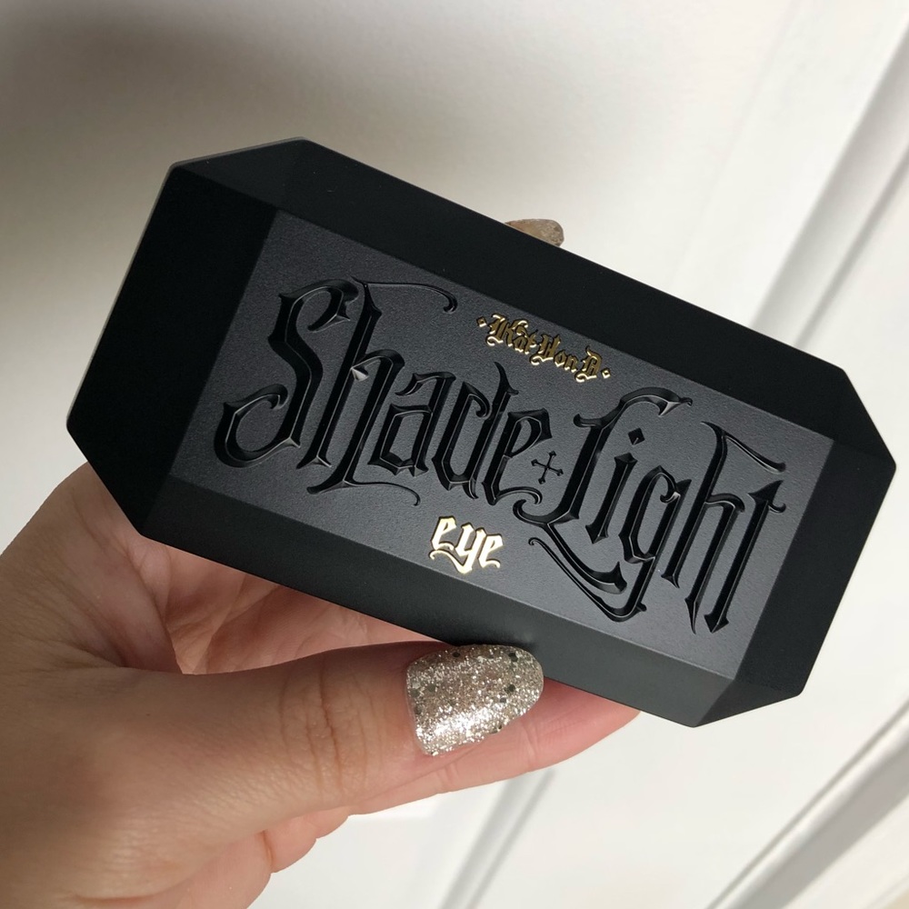 Kat Von D Shade+Light Eye Palette - Plum